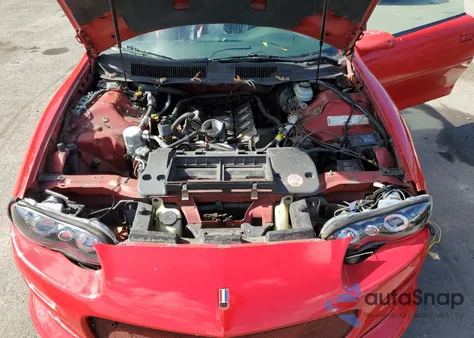 1998 Chevrolet Camaro Z28 z USA, uszkodzony, nr VIN 2G1FP22G4W2130570